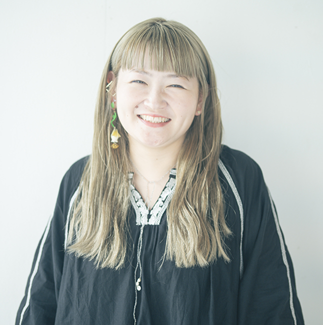 大橋千賀耶 / オオハシ チガヤ